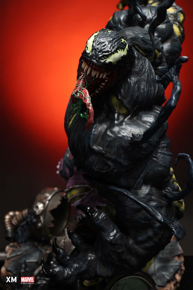 Venomized Hulk - Ver B 4th Scale