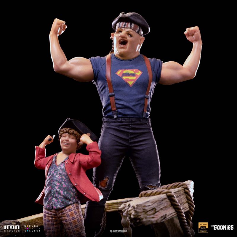 SLOTH AND CHUNK DELUXE