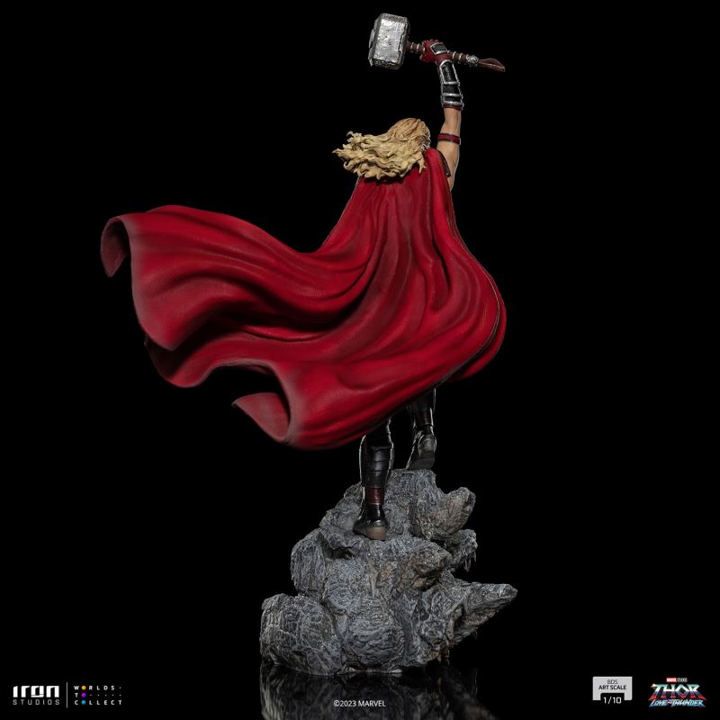 MIGHTY THOR (JANE FOSTER)