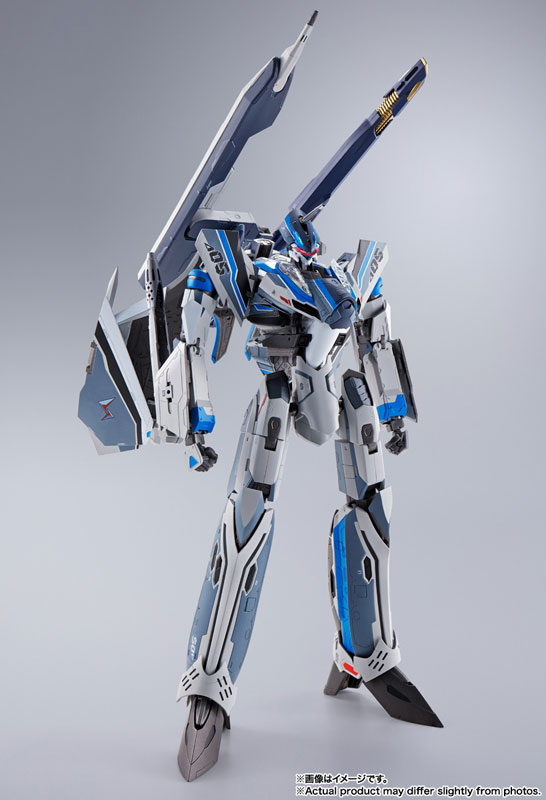 DX Chogokin Theatrical Version VF-31AX Kairos Plus (Hayate Immelman machine)