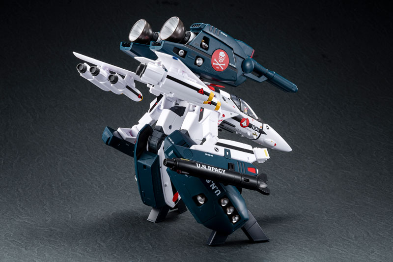 Macross: Do You Remember Love? 1/60 Kanzen Henkei VF-1S Strike Valkyrie (Hikaru Ichijyou Custom) movie ver