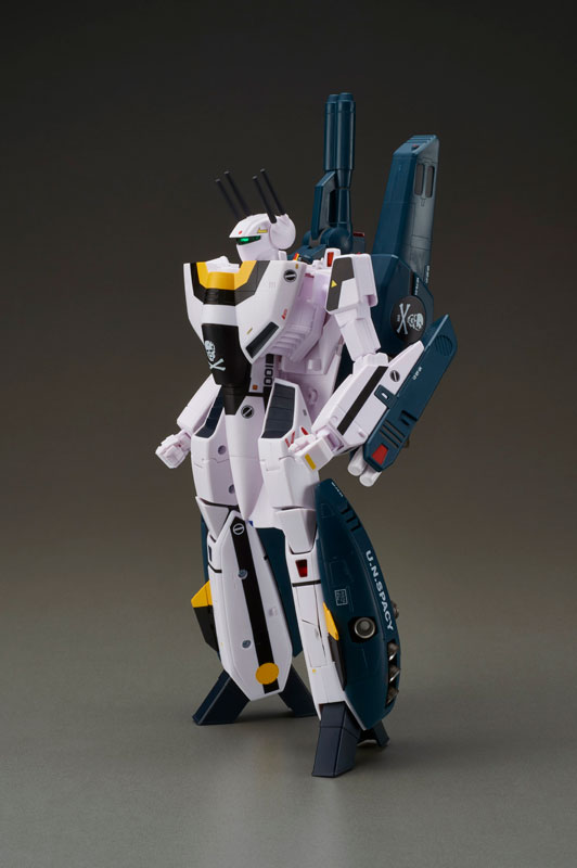 Macross: Do You Remember Love? 1/60 Kanzen Henkei VF-1S Strike Valkyrie Roy Focker Special movie ver