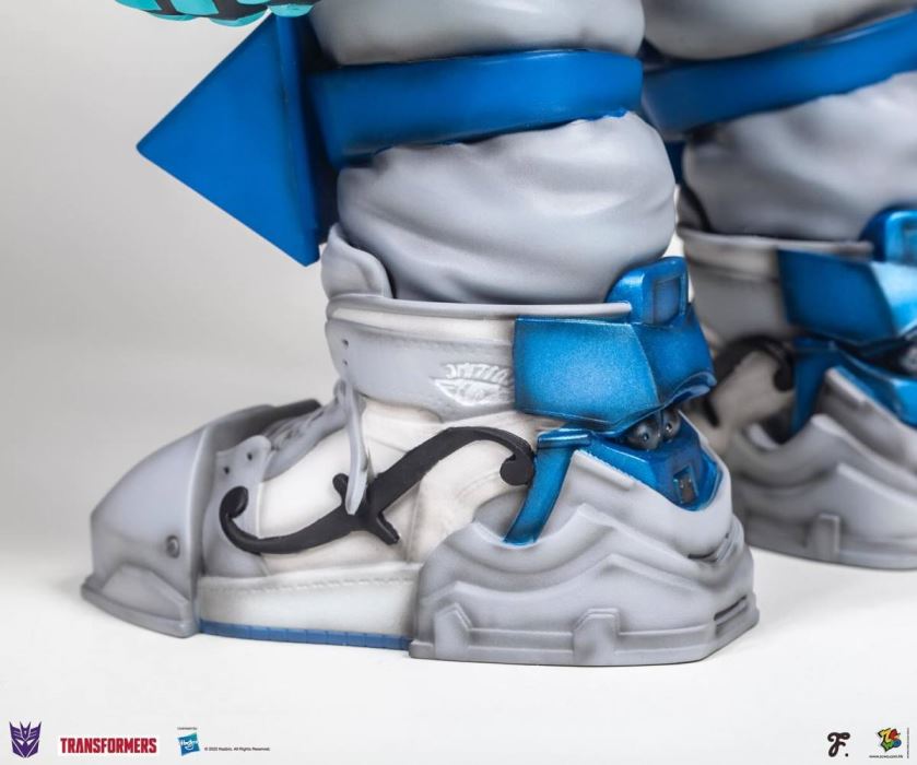 LEAGUE OF STEEL // SOUNDWAVE