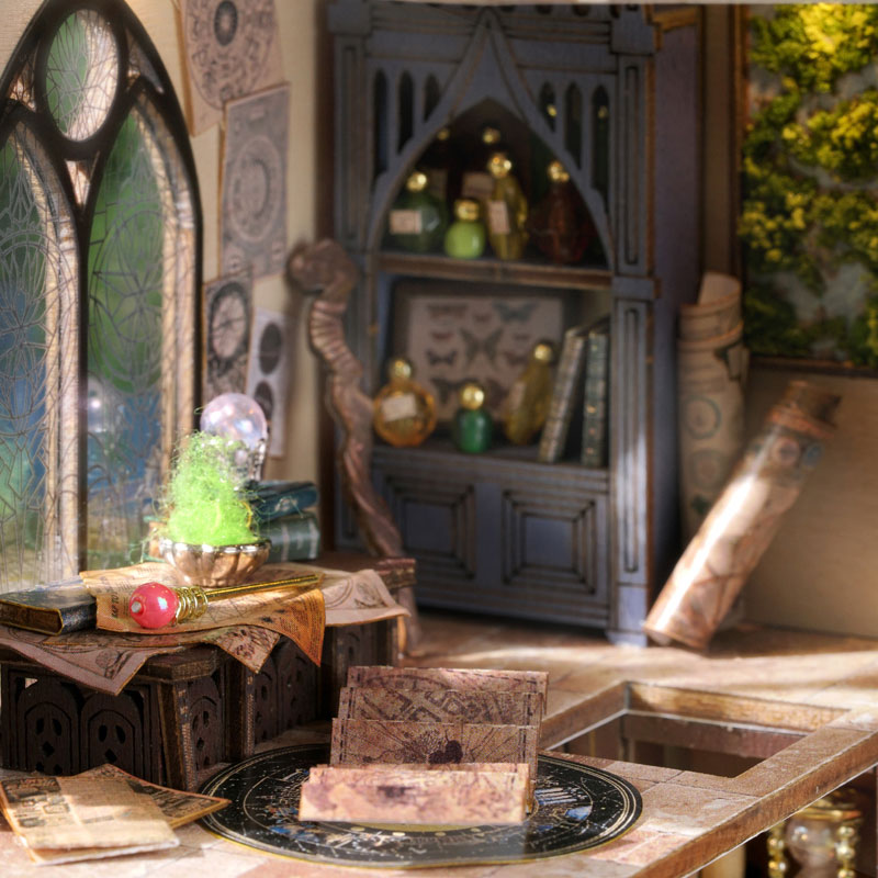 Miniature Dollhouse Magician's House Handmade Kit