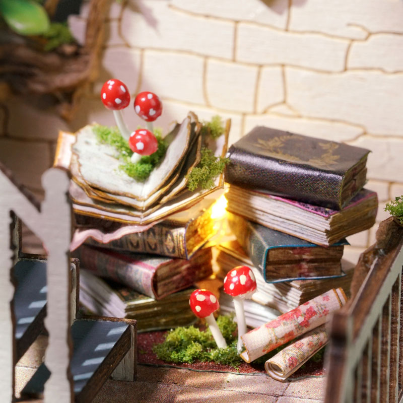 Miniature Dollhouse Magician's House Handmade Kit