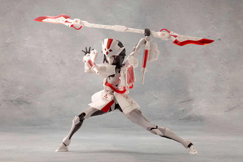 UNLIMITED UNIVERSE MEGALOMARIA RUBY EYE