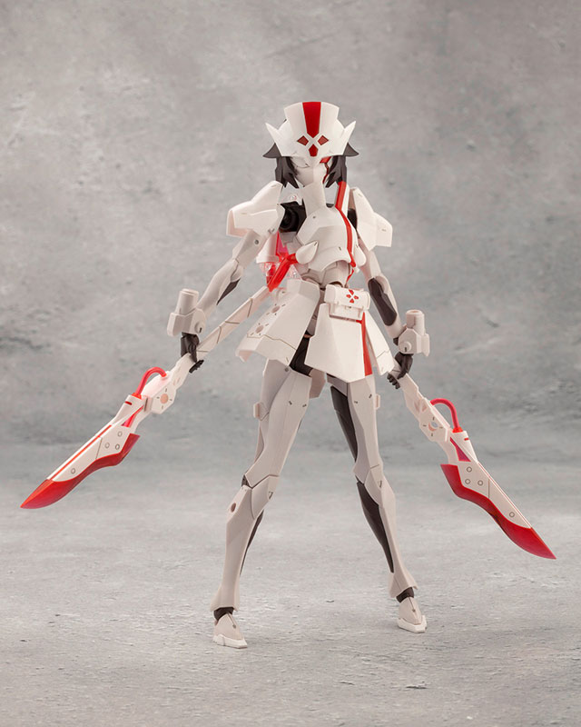 UNLIMITED UNIVERSE MEGALOMARIA RUBY EYE