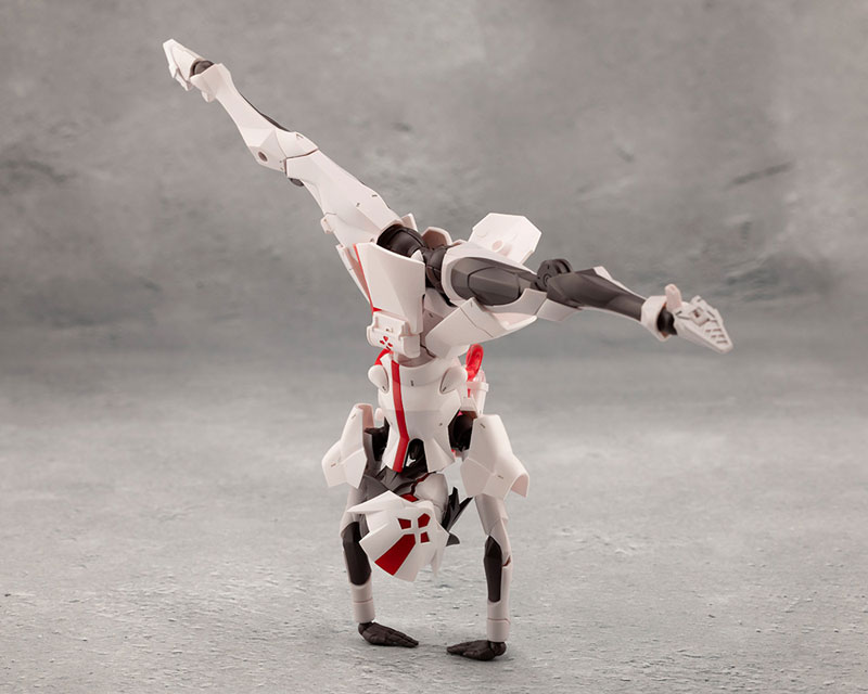 UNLIMITED UNIVERSE MEGALOMARIA RUBY EYE