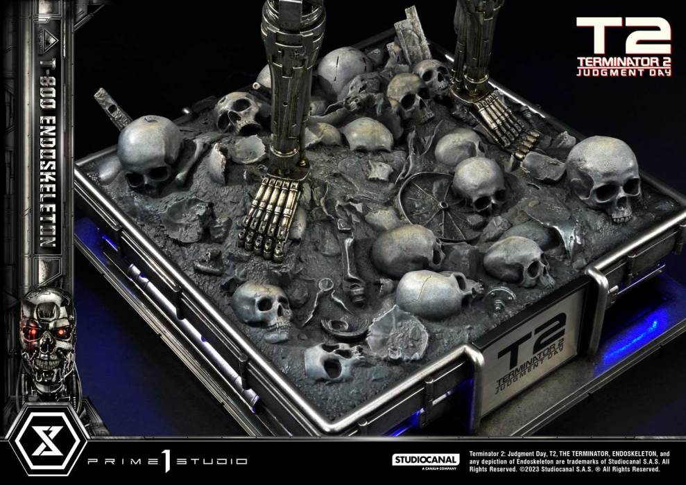 Terminator 2: Judgment Day T-800 Endoskeleton DX Version
