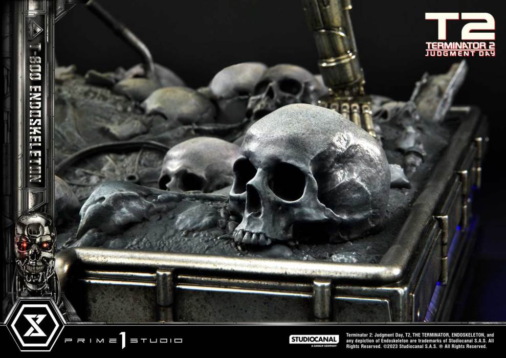 Terminator 2: Judgment Day T-800 Endoskeleton DX Version