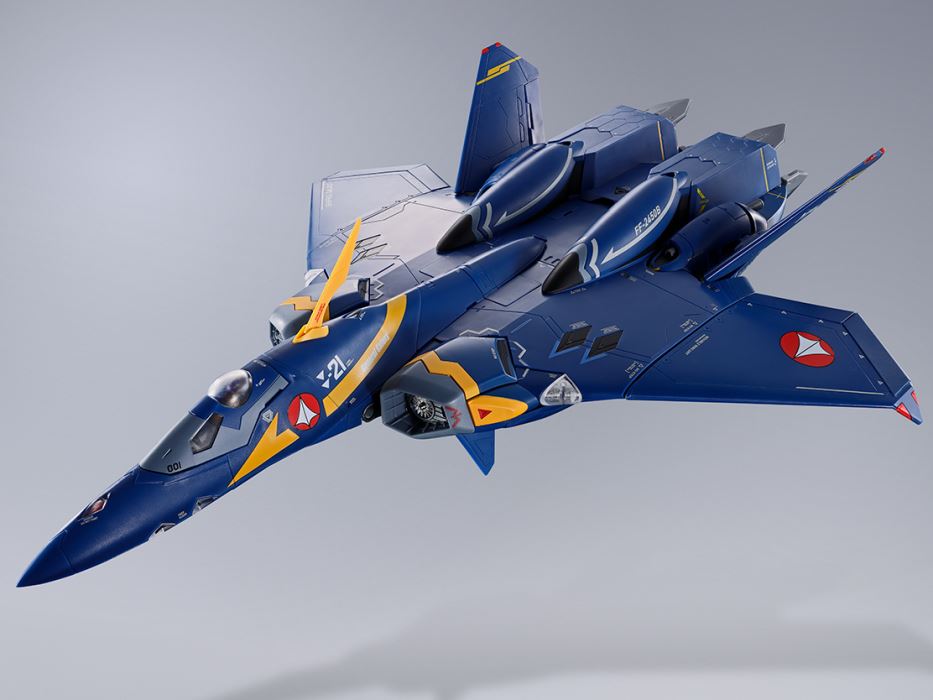 DX Chogokin YF-21 (Gard Gore Bowman machine)