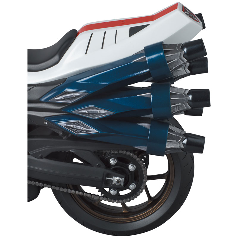 Real Action Heroes Shin Kamen Rider & Cyclone