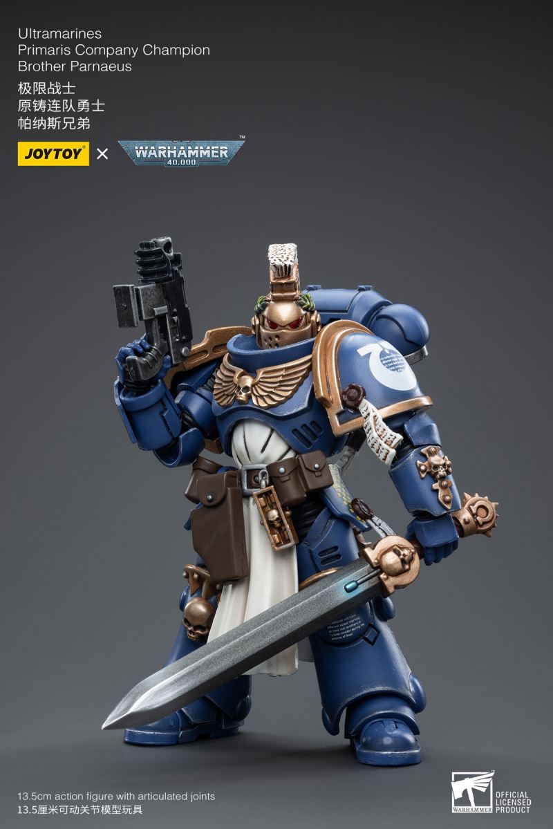 Warhammer 40,000 Ultramarines Primaris Company Champion Brother Parnaeus