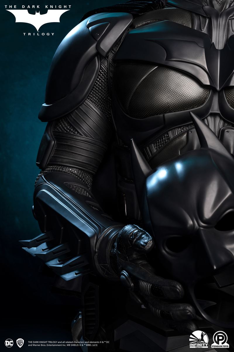THE DARK KNIGHT TRILOGY BATMAN