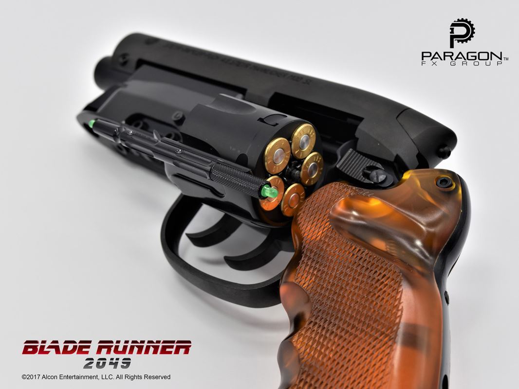 DECKARD'S HERO (ELITE) BLASTER