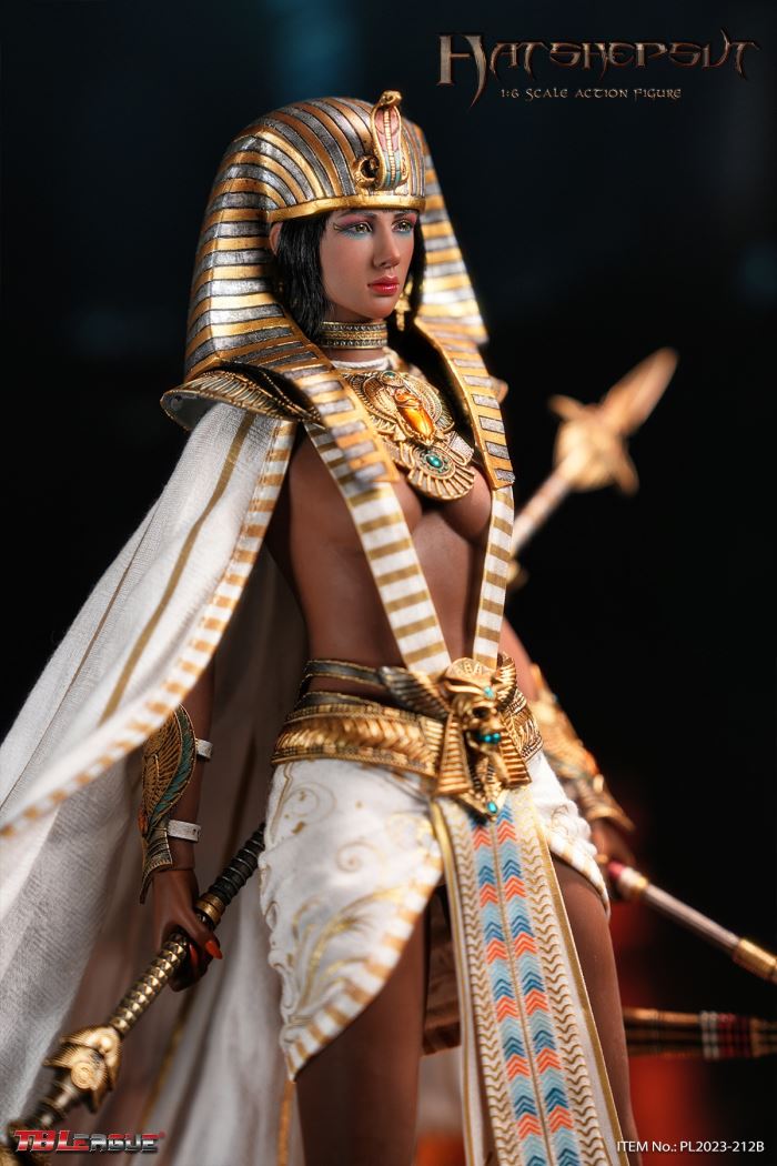 Queen of the Eighteenth Dynasty of Ancient Egypt - Hatshepsut 1/6