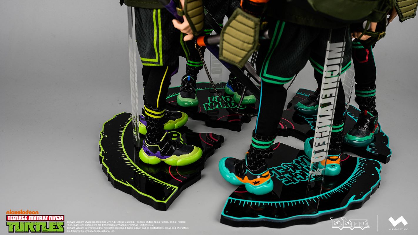 Leonardo and Michelangelo 1/6