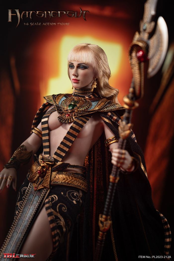 Queen of the Eighteenth Dynasty of Ancient Egypt - Hatshepsut 1/6