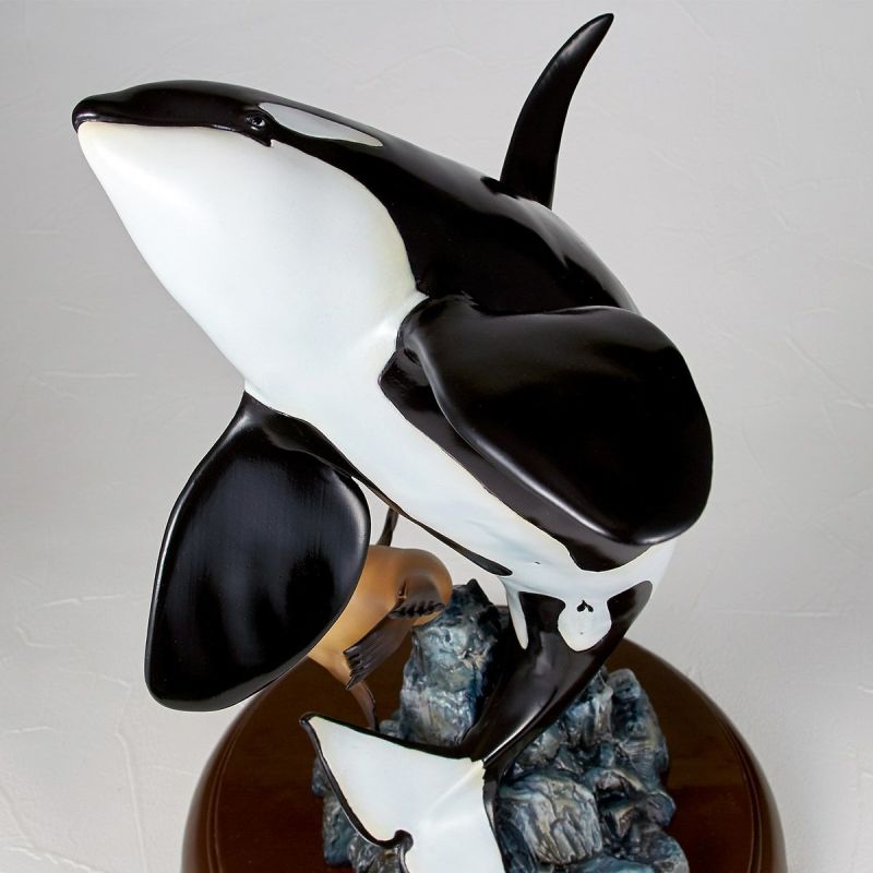 NATURE TALES killer whale and sea lion