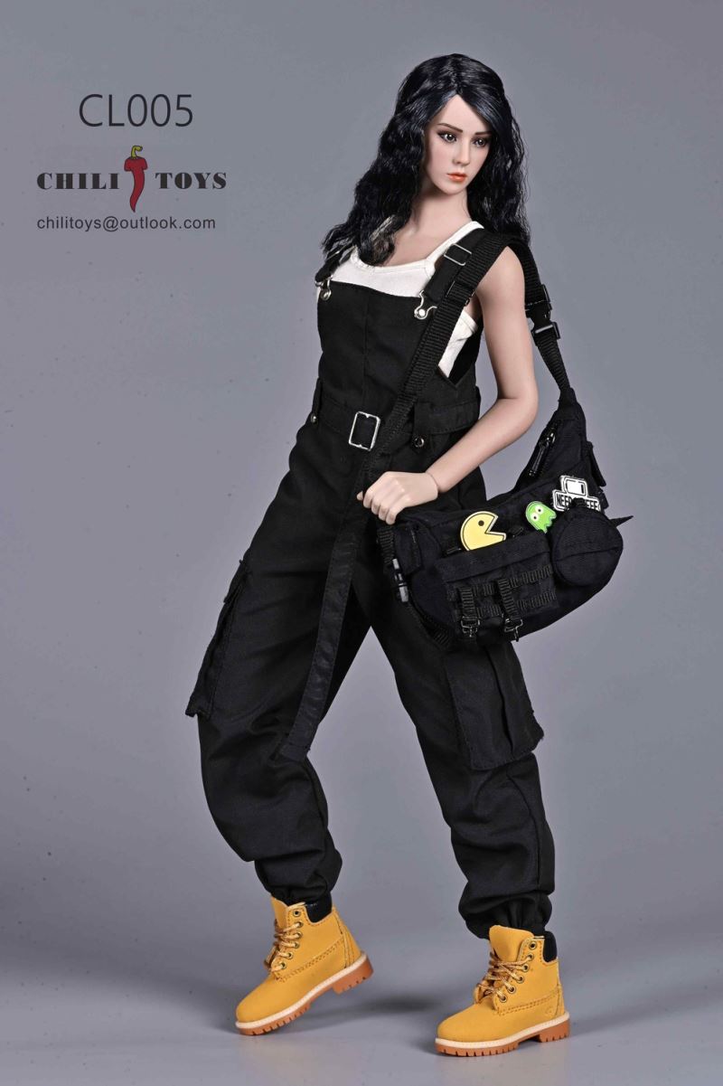 Female casual suit 1/6