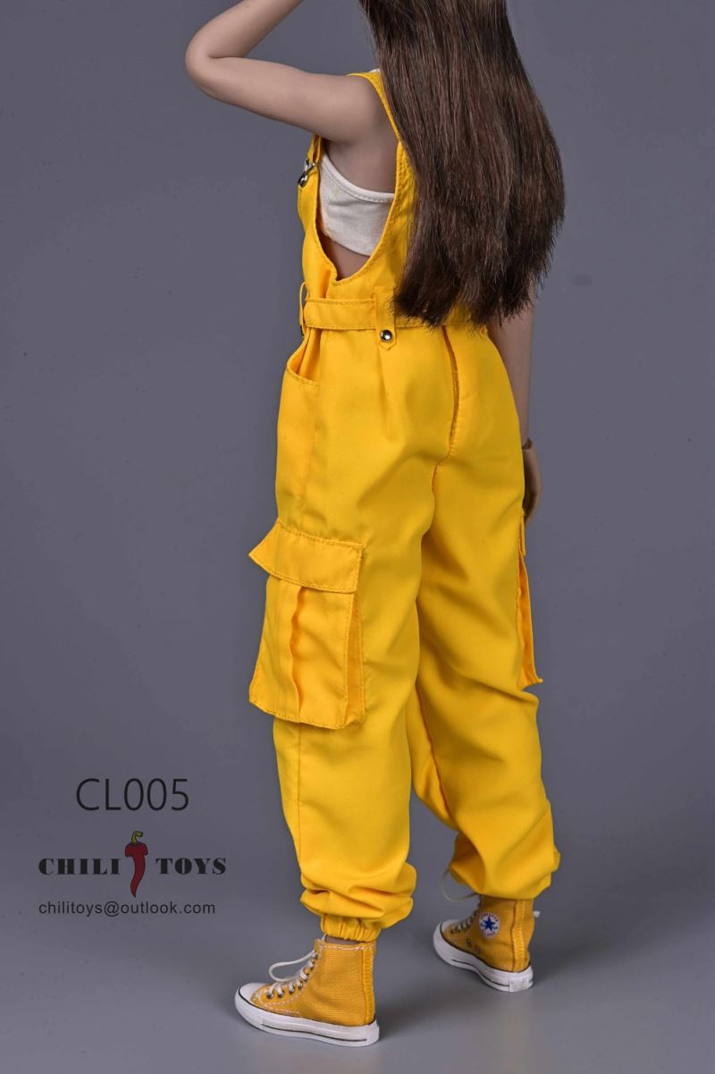 Female casual suit 1/6