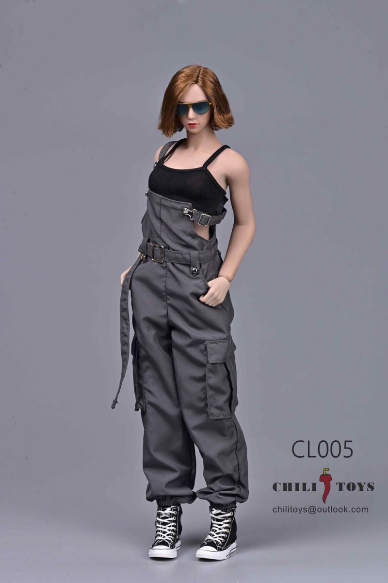 Female casual suit 1/6