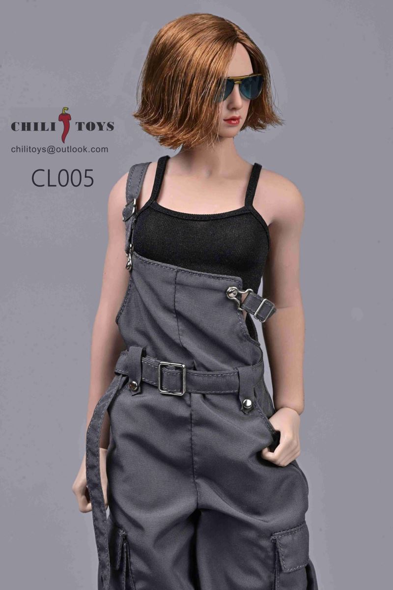 Female casual suit 1/6