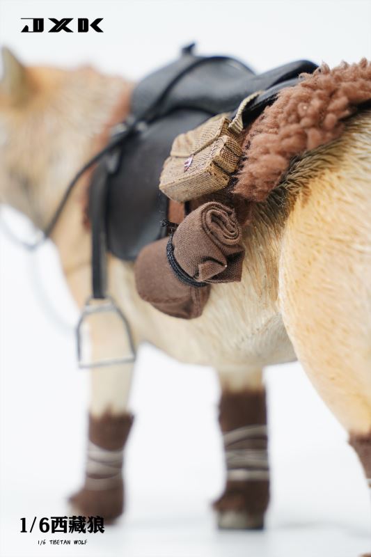 Tibetan Wolf 1/6