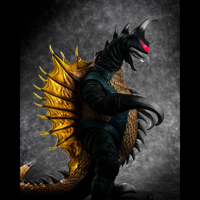 UA Monsters Godzilla vs. Gigan Gigan (1972)