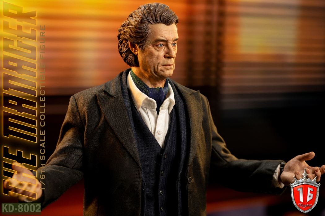 The Manager Winston 1/6