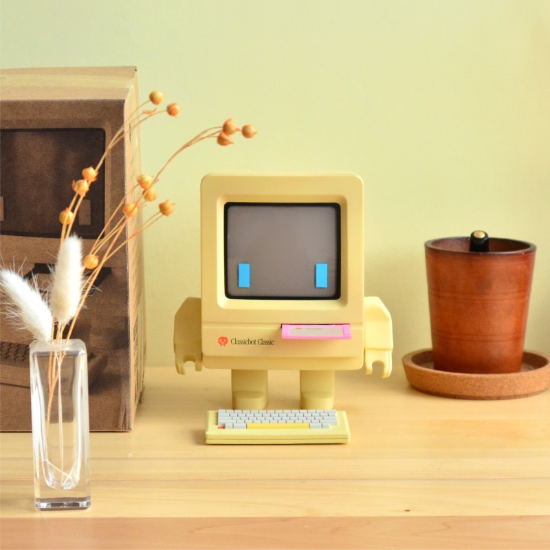 Classicbot Macintosh! (Yellowed Limited Edition)