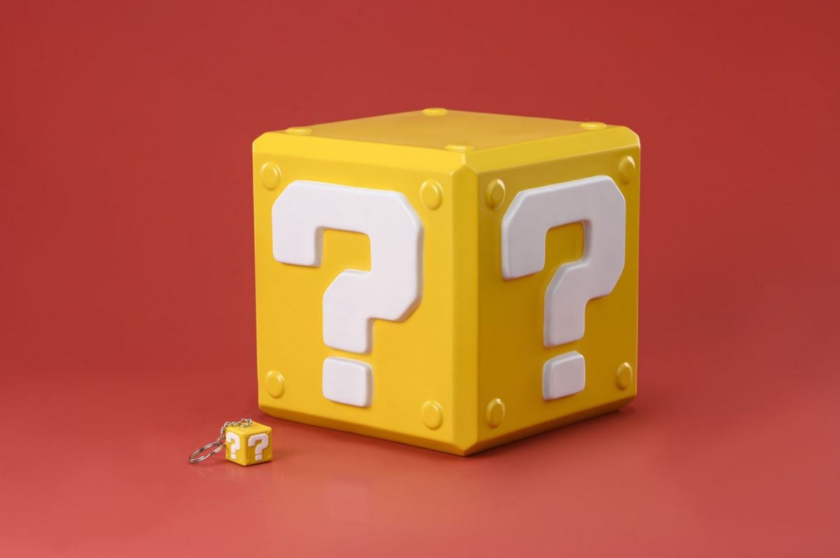 Super Mario question mark cube 1/1