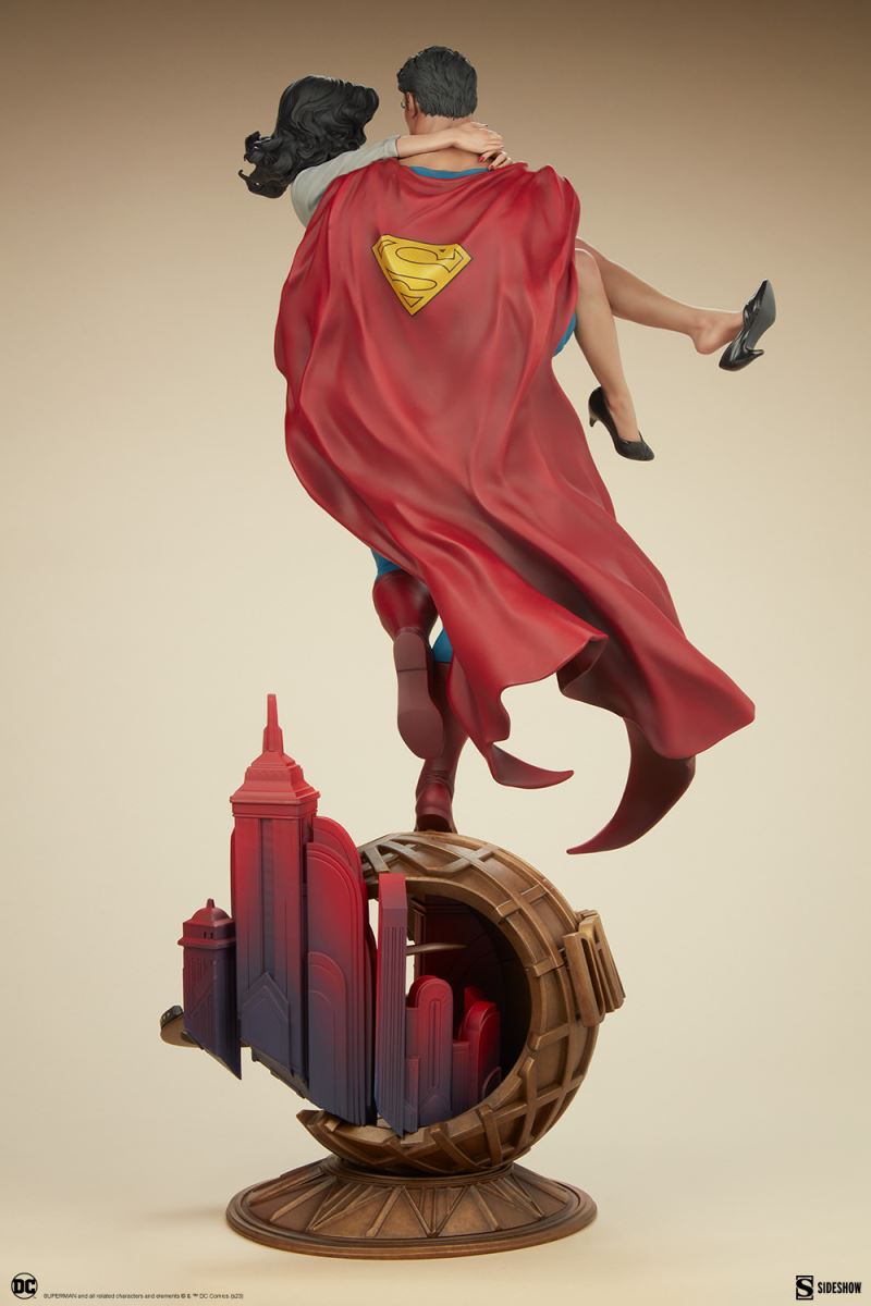 SUPERMAN AND LOIS LANE