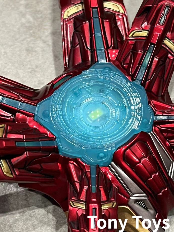 Holographic MK85 Chrysanthemum Cannon Primary Color MK85 Back Cannon and Holographic Head Sculpture