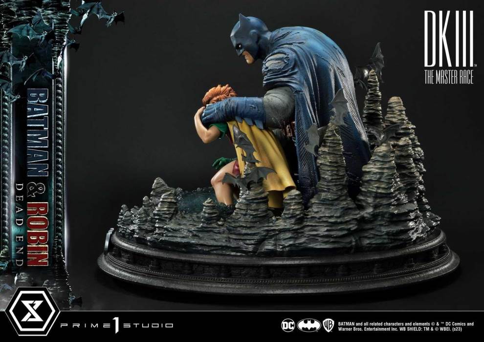 Batman Dark Knight III The Master Race (Comics) Batman & Robin Dead End Ultimate Version