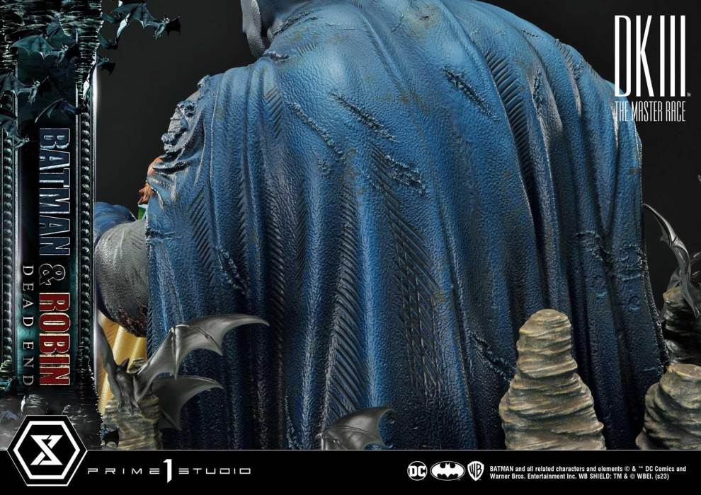Batman Dark Knight III The Master Race (Comics) Batman & Robin Dead End Ultimate Version