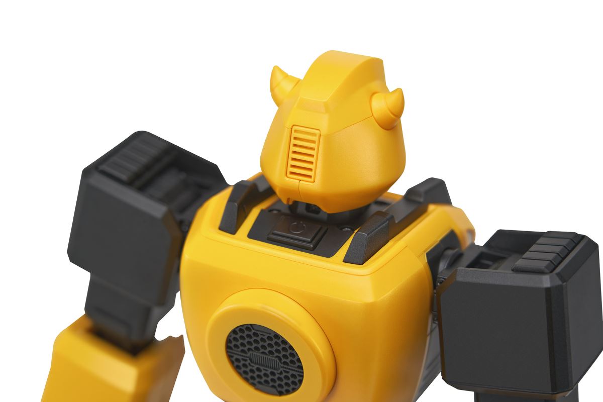 BUMBLEBEE G1 PERFORMANCE ROBOT