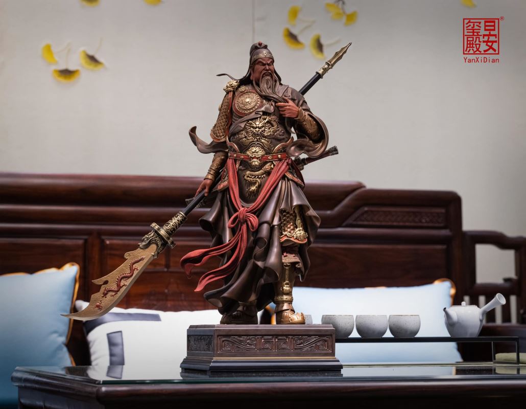 Guan Yu Statue