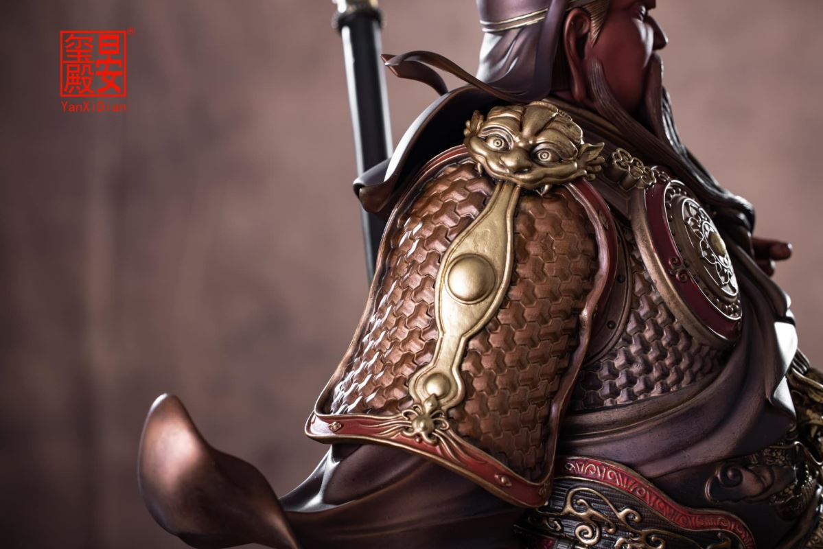 Guan Yu Statue