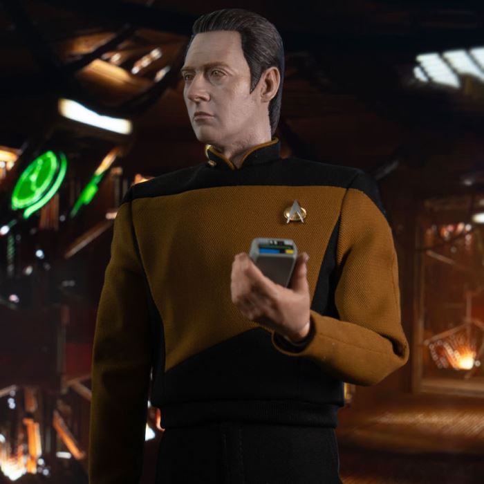 LT. COMMANDER DATA - Star Trek