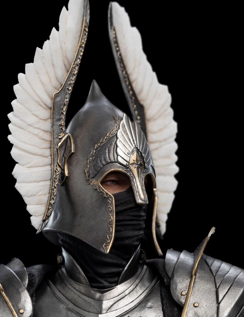 Fountain Guard of Gondor Classic Series (The Lord of the Rings)