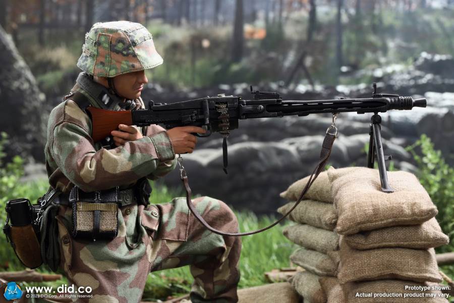 World War II German 12th Armored Division MG42 Machine Gunner Otto 1/6