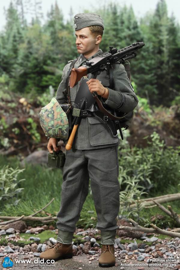 World War II German 12th Armored Division MG42 Machine Gunner Otto 1/6
