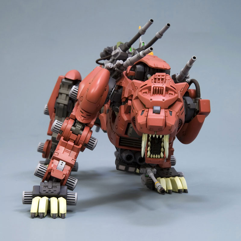 HMM ZOIDS EZ-016 Saber Tiger Marking Plus Ver. 1/72
