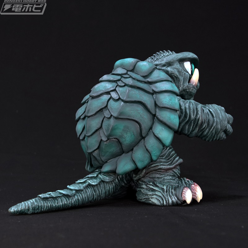 Deformed Gamera 1/250 soft vinyl kit reprint