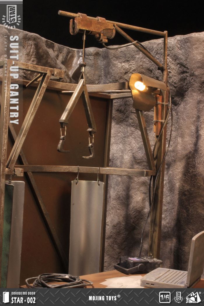 Diorama Base Suit-Up Gantry 1/6