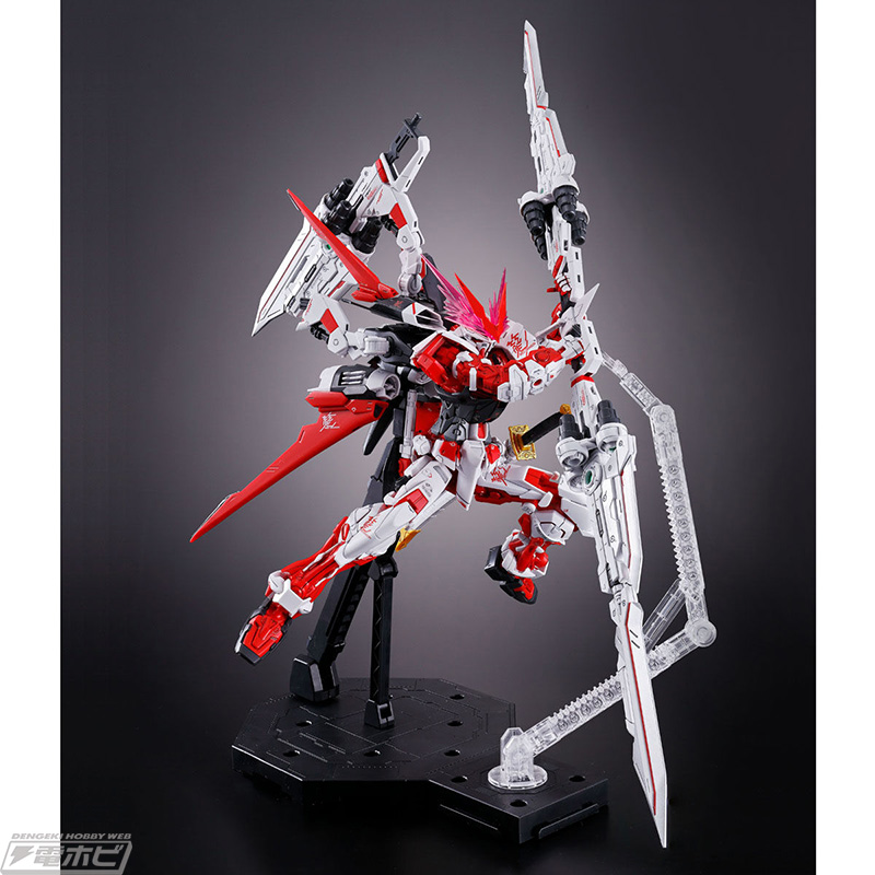 MG 1/100 Gundam Astray Red Dragon