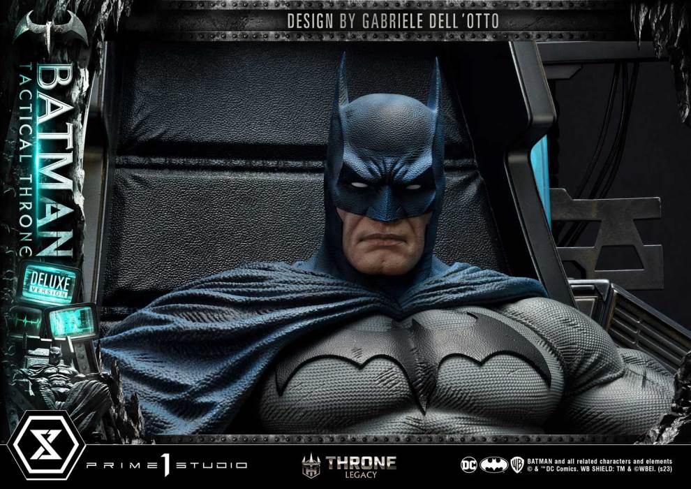Batman Tactical Throne DX Version