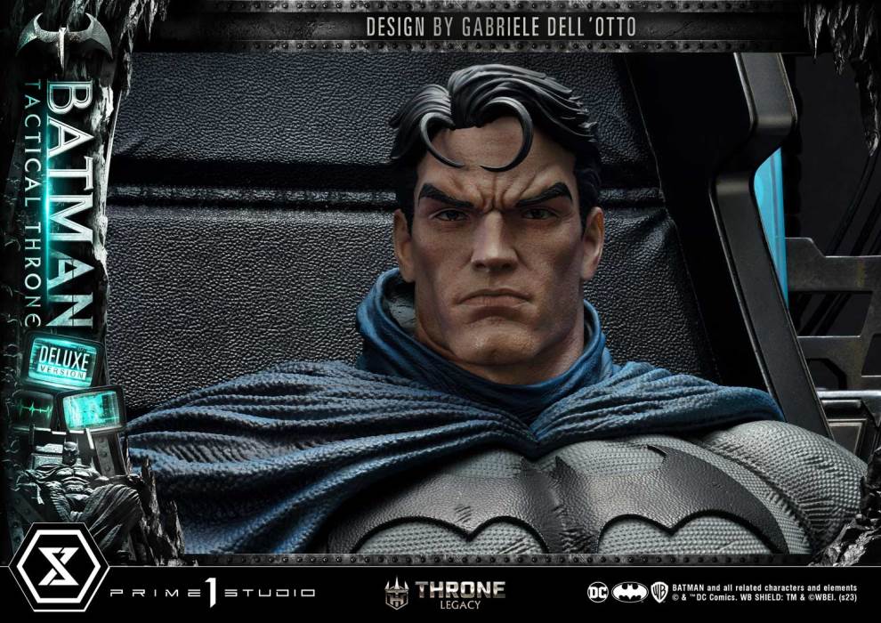 Batman Tactical Throne DX Version