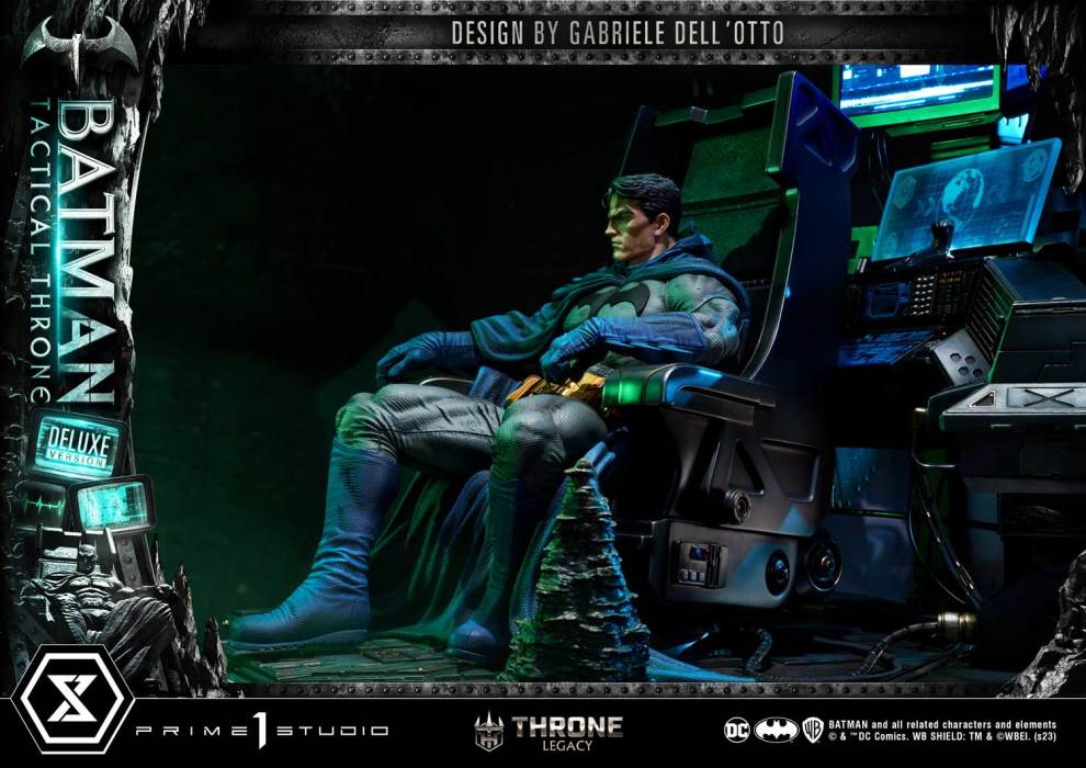 Batman Tactical Throne DX Version